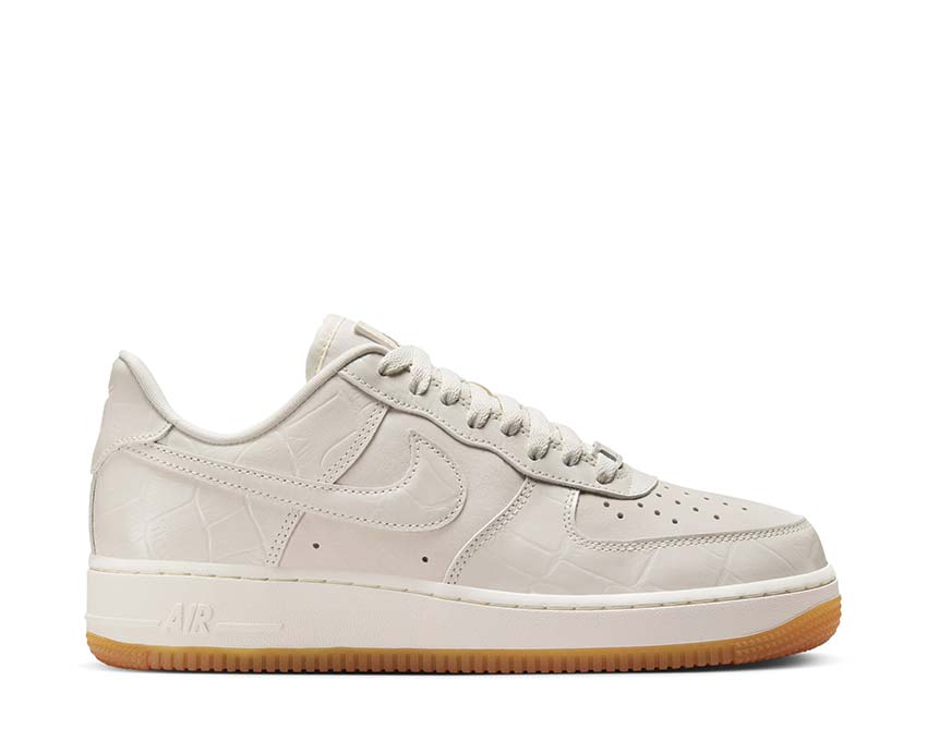 nike air force 1 07 lx phantom sail.gum light brown DZ2708 00 Wmns Air Force dolcevitaboutique